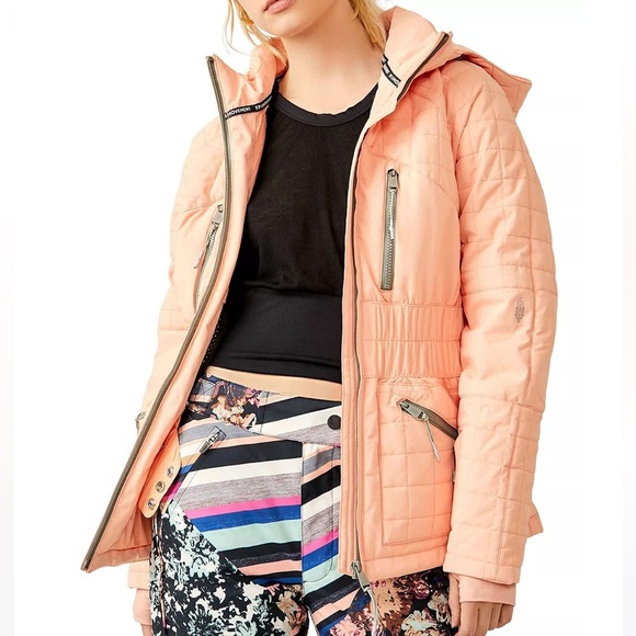 NWT Free People Movement All Prepped Ski Jacket in Wintermelon Size Large - Picture 1 of 14